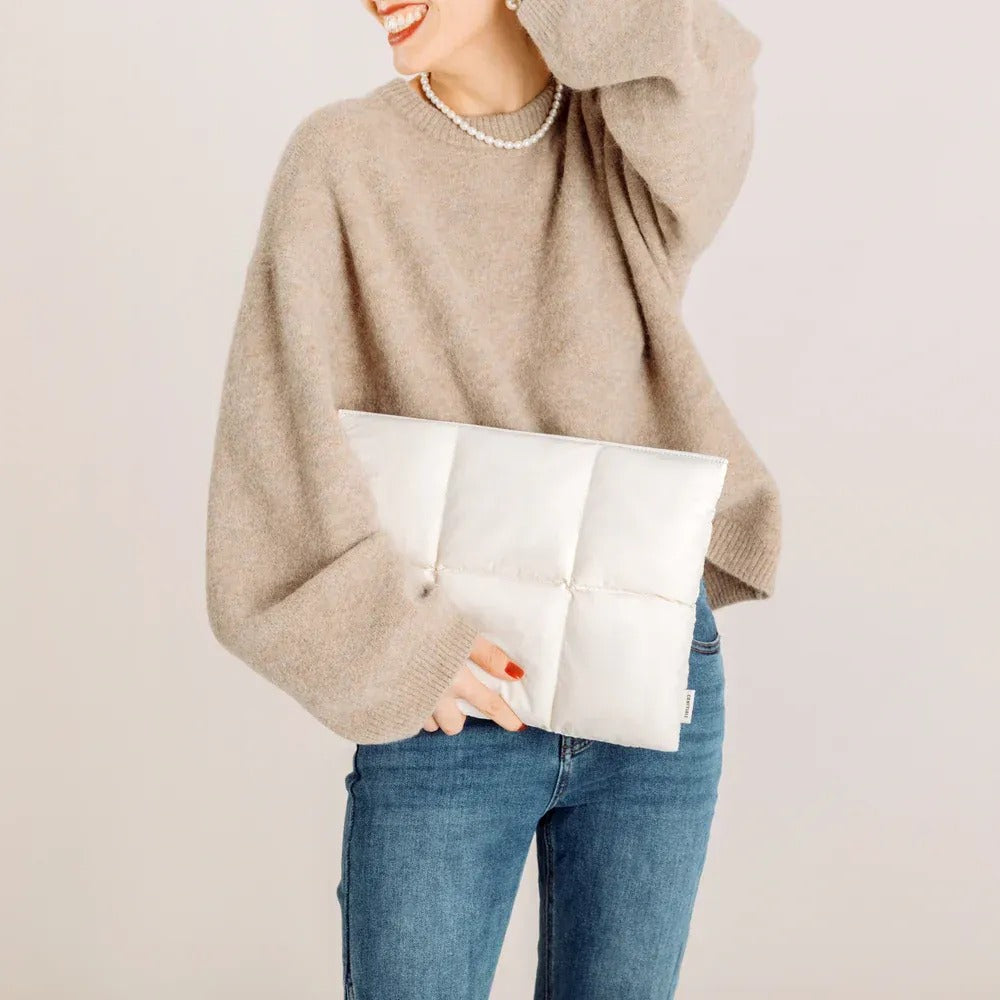 Lunviah® Mıknatıslı Laptop Kılıfı